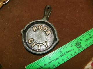 Miniature Vintage Cast Iron Souvenir Frying Pan Ashtray Rock City Lookout Mounta