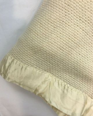 Blanket Vintage Acrylic Satin Trim Ivory Waffle Weave Throw 104 
