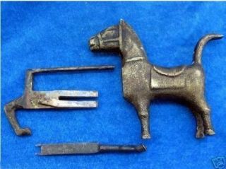 Collectibles Decoration Exquisite Chinese Style Brass Carved Horse Lock/key