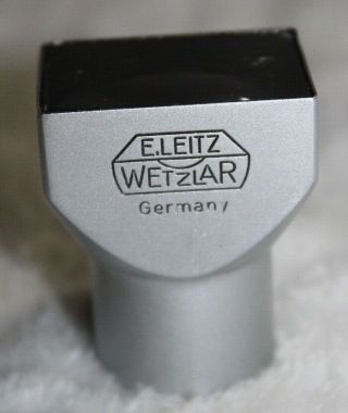 Vintage Chrome Leica E.  Leitz Wetzlar Sbloo 3.  5cm 35mm Viewfinder