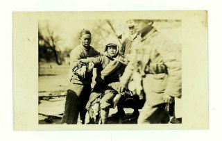Old Shanghai China Vtg 1932 Snapshot Photo Medic Helping Wounded Man