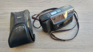 Vintage Kyocera Yashica T3 Carl Zeiss T Tessar 2.  8/35mm Film Camera,  Case