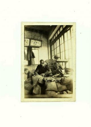 US SOLDIER w/ BROWNING MACHINE GUN in SHANGHAI CHINA ORIG 1932 SNAPSHOT PHOTO 2