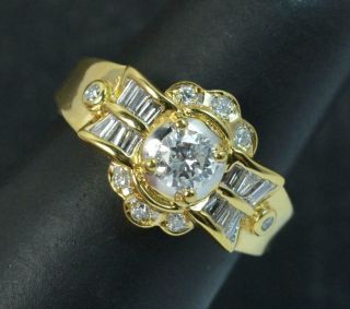 18ct Gold And 0.  65ct Diamond Cluster Ring D0239