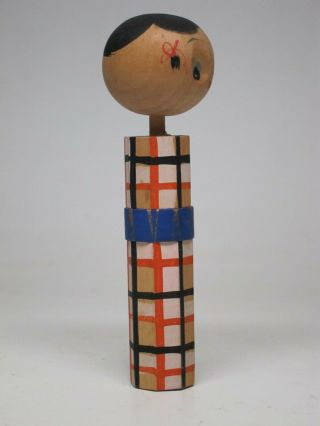 Vintage 1960s Kokeshi Japanese Wood Doll 4.  5 