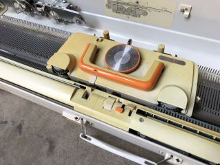 VIntage Studio 360K Knitting Machine Needle Carrying Case 2