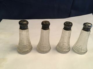 4 Vintage Salt Shakers.  Glass With Metal Lids.  They Are Dented.  I Cleaned Up On