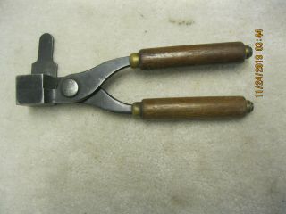 Vintage Winchester Bullet Mould 32 Ws