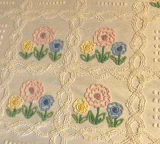 Vintage Chenille Bedspread 88 " X 104” Ivory Flowers Hobnail Fringe Queen Euc