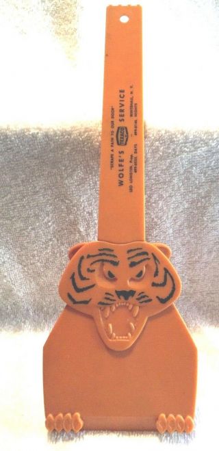 Vintage Advertising Gas & Oil Texaco Give - Aways Tiger Ice Scrappers Wolfe 