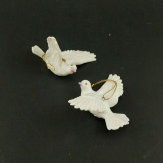 Vintage Homco Ceramic Doves Figurines Christmas Ornaments Pair Birds Bisque