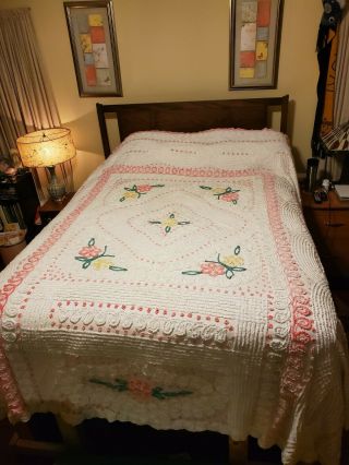 Vintage White Floral Chenille Bedspread 102 X 89 Full Queen Pink Yellow Green