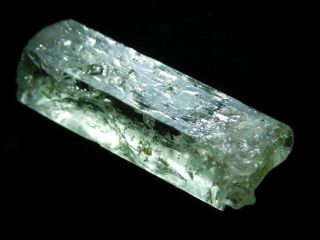 A 100 Natural Terminated HELIODOR Beryl Crystal From Brazil 35.  2ct e 3
