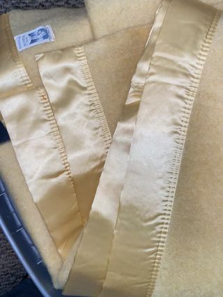Vintage Kenwood Wool Blanket Gold Yellow Satin Trim 90 X 78