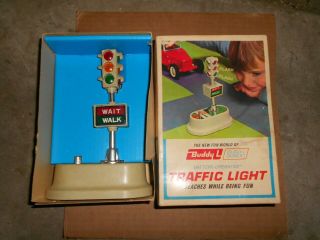 Vintage Buddy L 5091 Auto - Action Battery Operated Traffic Light Orig.  Box