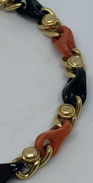 RARE VINTAGE ITALIAN 18K YELLOW GOLD CARVED CORAL ONYX BRACELET 3
