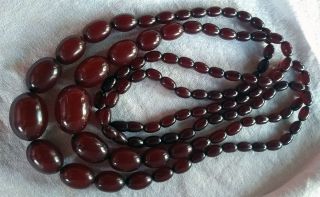 Vintage Marbled Cherry Amber Bakelite Faturan Necklace