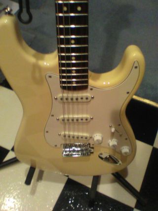 Squier Vintage Modified Strat.  With Fender 65 Pickups