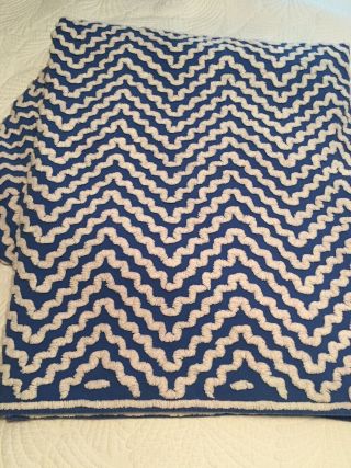 Vintage Chenille Blue White Zigzag Bedspread 104”x 90”