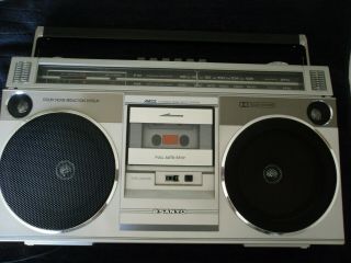 Vtg Sanyo M - 9860 Stereo Boombox Am/fm Radio Cassette Great Sound