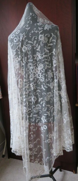 An Antique Brussels Bobbin Lace Applique Wedding Veil Or Shawl