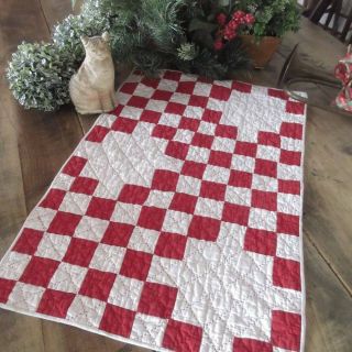 Christmas Red Antique Checkerboard Table Or Doll Quilt 25x17 "