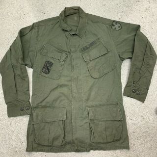 Vintage Vietnam War Us Army Og107 Rip Stop Jungle Jacket With Patches.