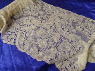 A Huge Stunning 18th Century Handmade Brussels Bobbin Lace Flounce