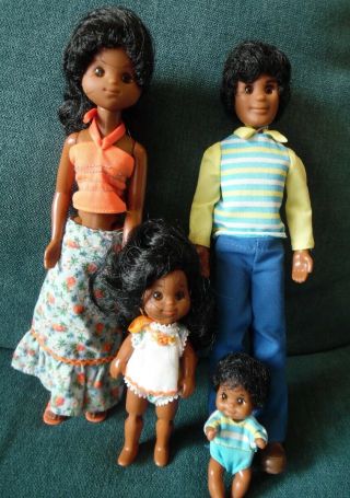 Vintage 1973 African American Sunshine Happy Family Mother,  Father,  Baby,  Sister