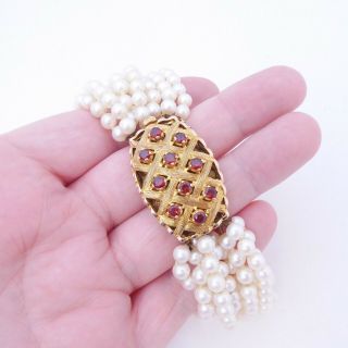 9ct Gold Garnet Clasp 9ct Strand Cultured Pearl Bracelet 64.  5 Grams