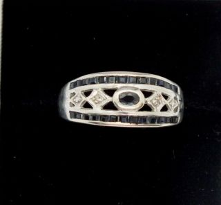 Vintage 9ct White Gold Sapphire And Diamond Ring.  Size U.