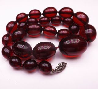 Bakelite Cherry Amber Necklace Art Deco 71 Grams Chunky Beads (h30)