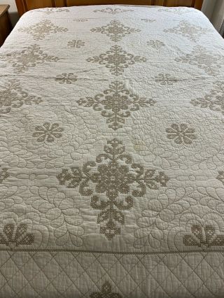 Vintage Hand Crafted Cross Stitch And Feather Quilting Quilt 100 " X 94 "