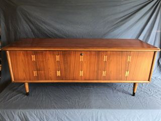 Vintage Mid Century Modern Lane Acclaim Footed Chest Or Coffee Table
