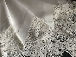 Gorgeous Antique Irish Linen Tablecloth Deep Hand Crochet Lace Trim Shamrock