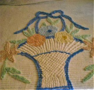 Vintage Chenille Bedspread,  Full Sz,  Basket Of Flowers,  White W/blue & Pink