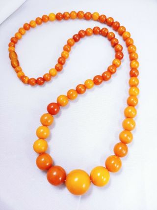 Vintage Egg Yolk Butterscotch Amber Round Bead Beaded Necklace 20 Grams