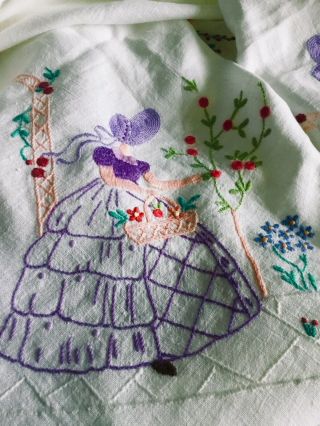 Goregous Crinoline Ladies Hand Embroidered Irish Linen Tablecloth
