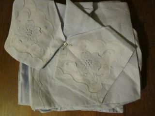 Vintage Madeira Light Blue Embroidered Round Table Cloth And 12 Napkins