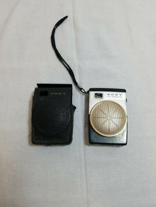 Vintage Sony 6 Transistor Radio Tr - 620 - Japan With Leather Case