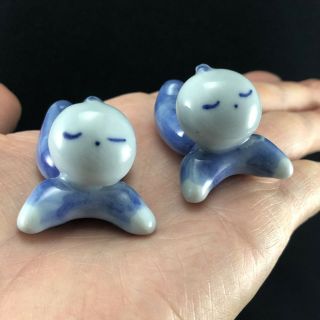 Set Of 2 Japanese Blue & White Chinese Boy/baby Chopstick Rest Signed