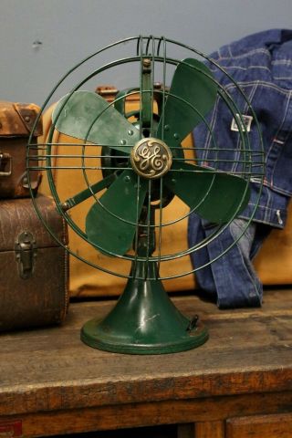 Vintage Antique Ge General Electric Fan Army Military Green Brass Emblem 3 Speed