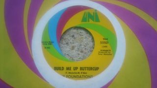 The Foundations.  Build Me Up Buttercup.  45 Vinyl Record.  Nm