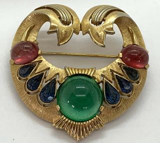 Vintage Signed Trifari Jewels Of India Cabochon Crescent Scroll Brooch