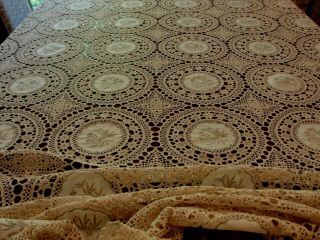 Vintage Madeira Hand Embroidered Crochet Lace Cut Work Tablecloth 120 " X 70 "