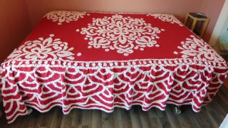 Chenille Bedspread Queen Size Ruffled Red & White Vintage 100 Cotton
