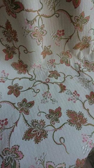 Charming Morceau Antique French Silk Brocade Perfect For Projects