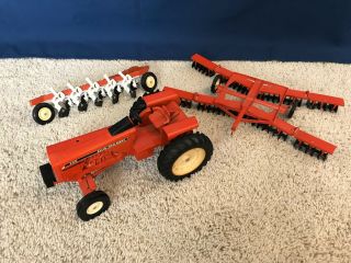 Ertl 1/16 Allis Chalmers 200 Tractor,  Wing Disc & Scale Models 5 Bottom Plow