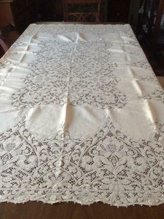 Vintage Quaker Lace Cream Cotton Tablecloth Floral Design With Loop Trim 66x87
