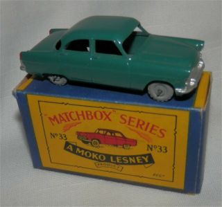 1950s.  Moko.  Matchbox Lesney,  33 Ford Zodiac.  Metal Wheel.